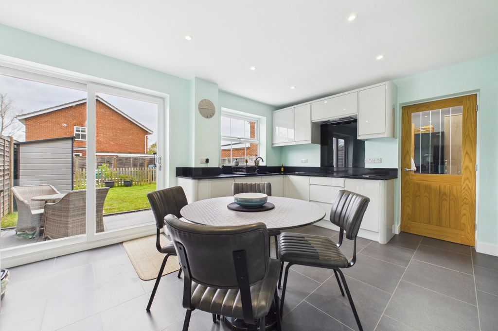 Property photo 2 of 14 Picture No. 09