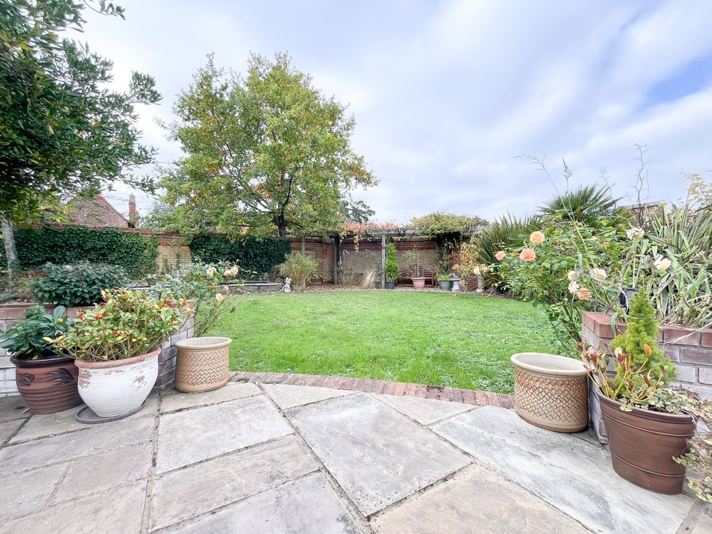 Property photo 3 of 25 Img_4512