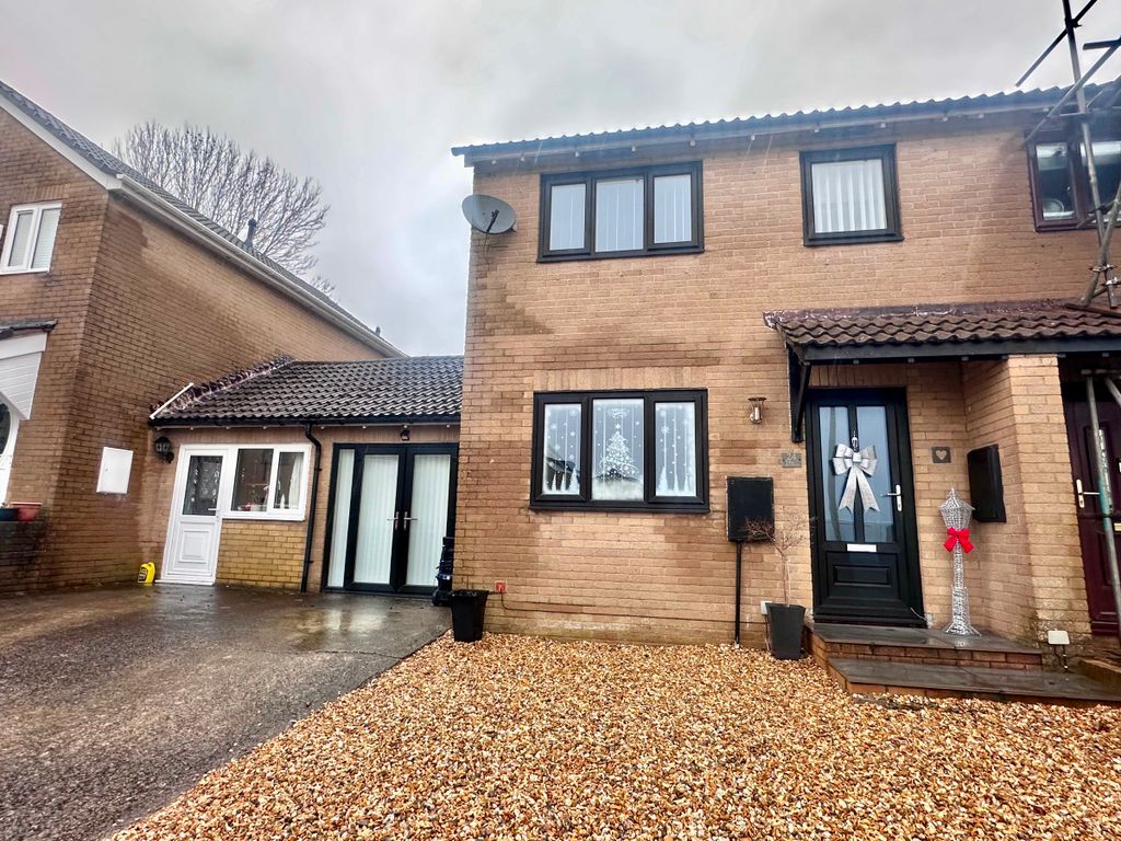 Property photo 1 of 30