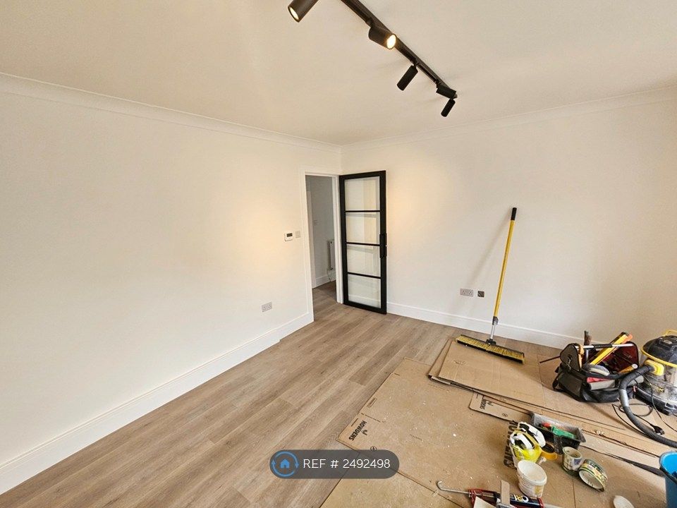 Property photo 3 of 13 Living Room
