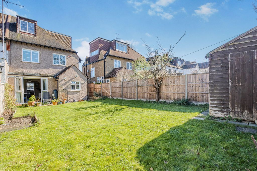 Property photo 3 of 12