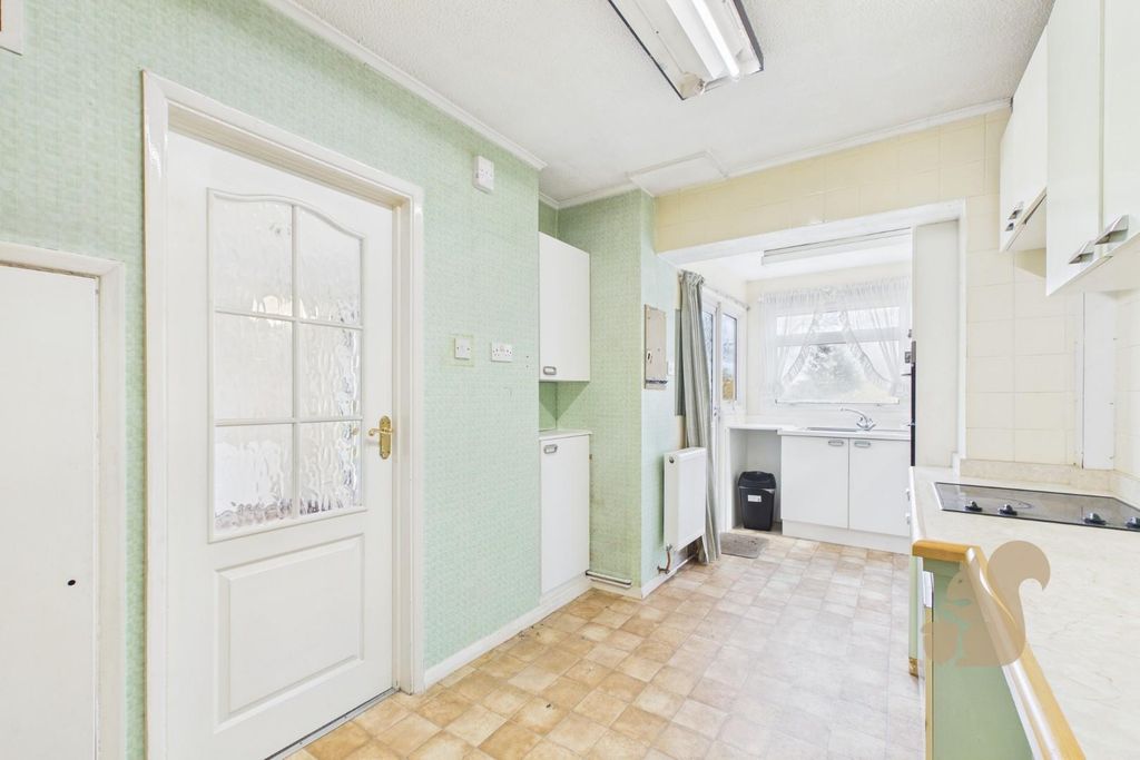 Property photo 2 of 27 Cam01659G0-Pr0777-Still017.Jpg