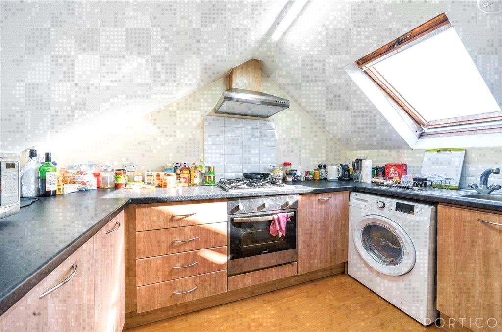 Property photo 2 of 12 Picture No. 32