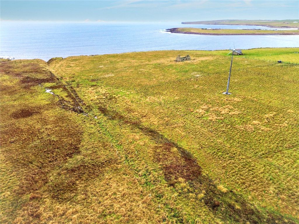 Property photo 2 of 5 Aerial (2)