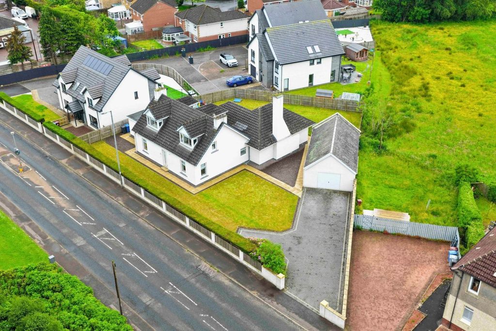 Property photo 1 of 35