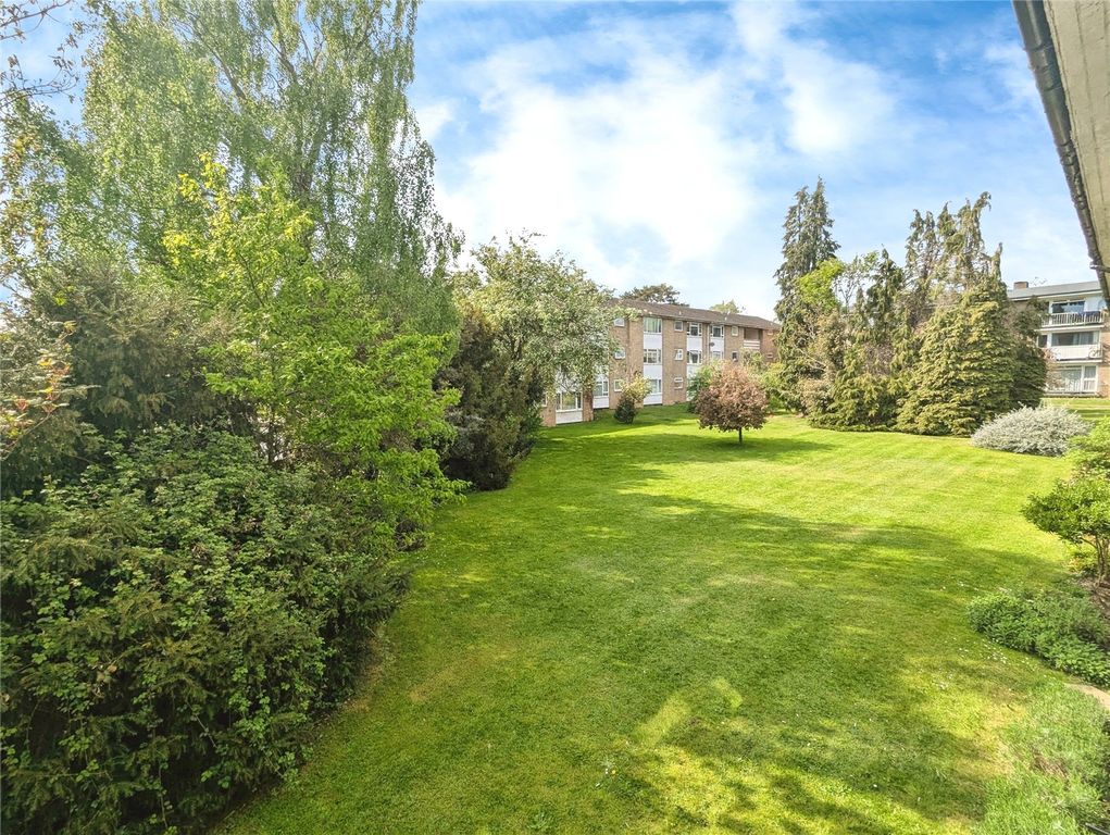 Property photo 2 of 16 Picture No. 02