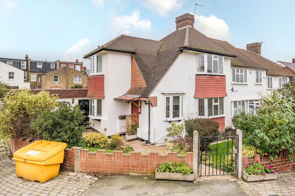 Property photo 1 of 6