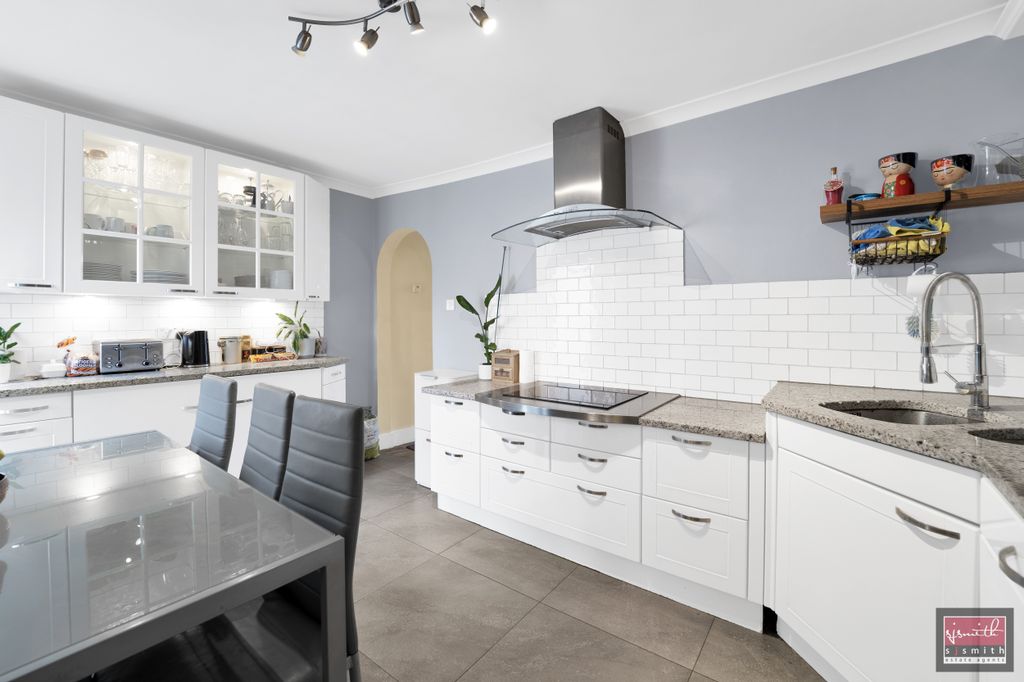 Property photo 3 of 14 Dsc06611