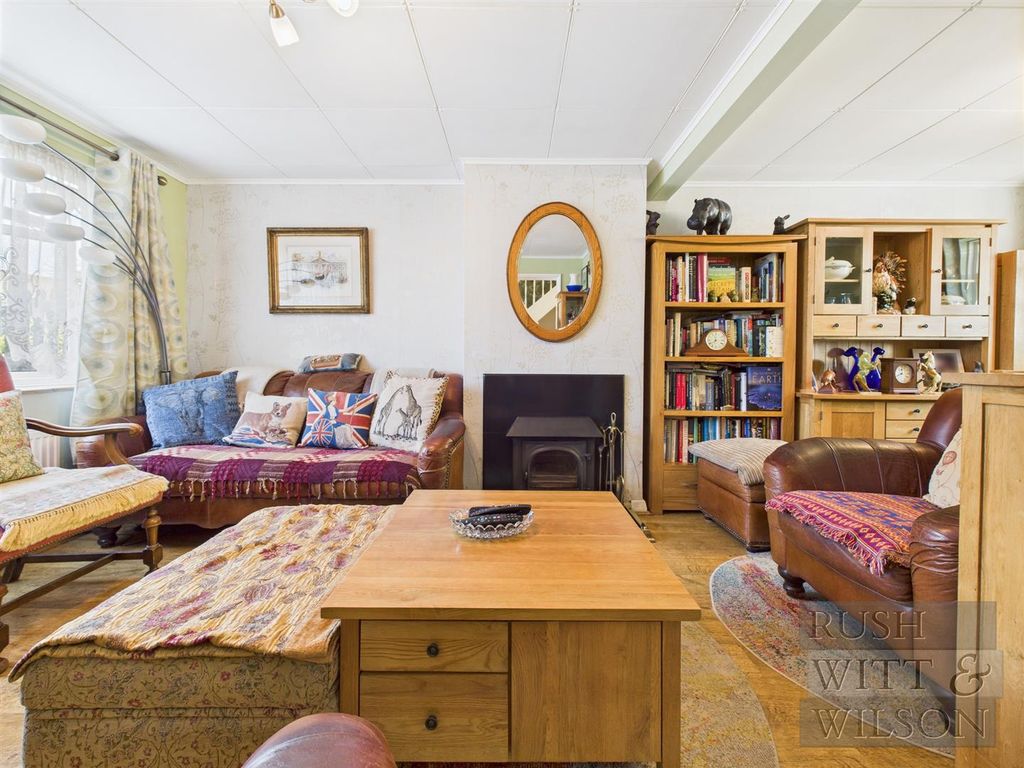 Property photo 3 of 21