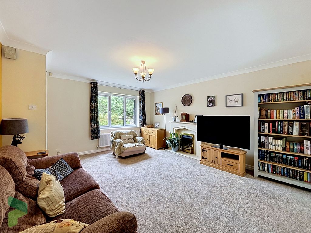 Property photo 2 of 28 Living Room