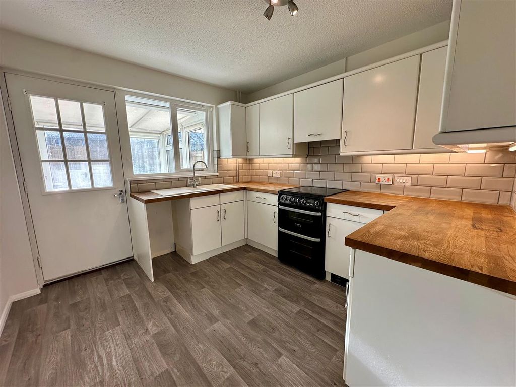 Property photo 3 of 16 14.Jpg