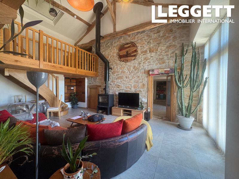 Property photo 2 of 10