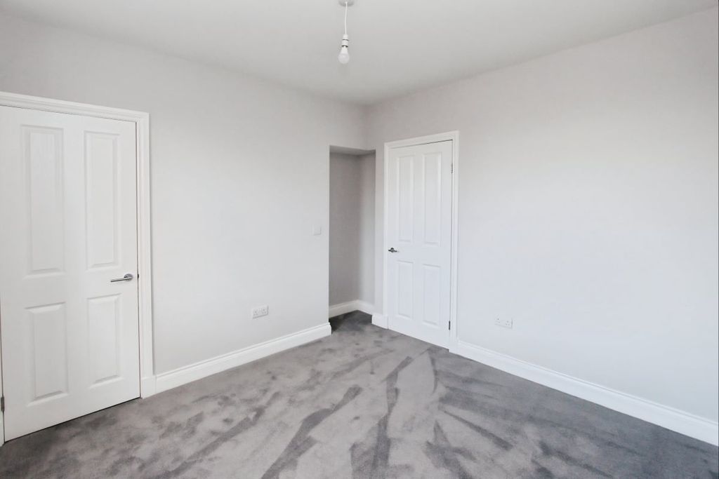 Additional image 7 of 2 bed flat for saleSilk Street, Paisley PA1