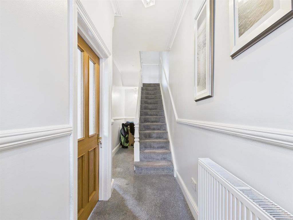 Property photo 2 of 25 Cam03604G0-Pr0207-Still001.Jpg