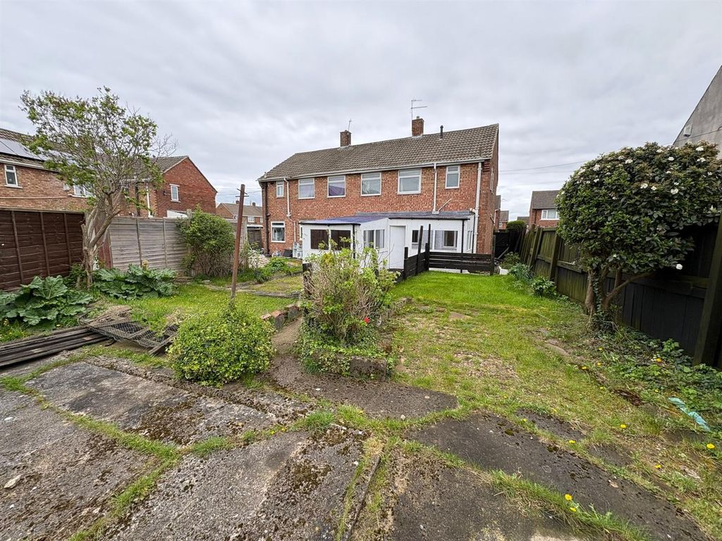 Property photo 3 of 11 Rear Garden