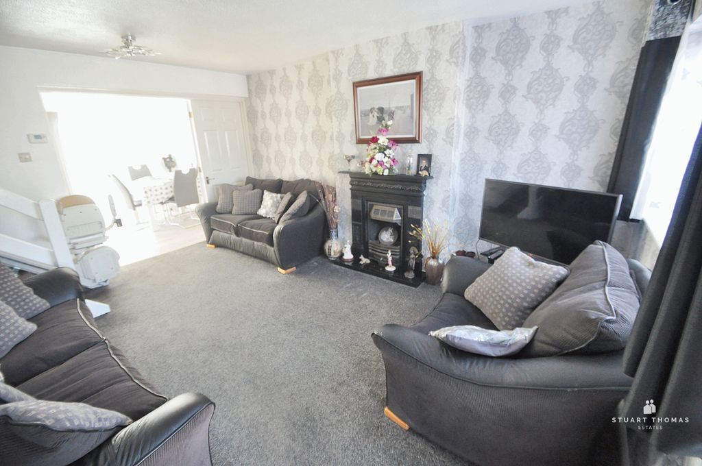 Property photo 3 of 13 Dsc_0368 - Copy (2)-2