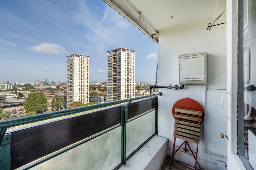 Property photo 2 of 21 Balcony
