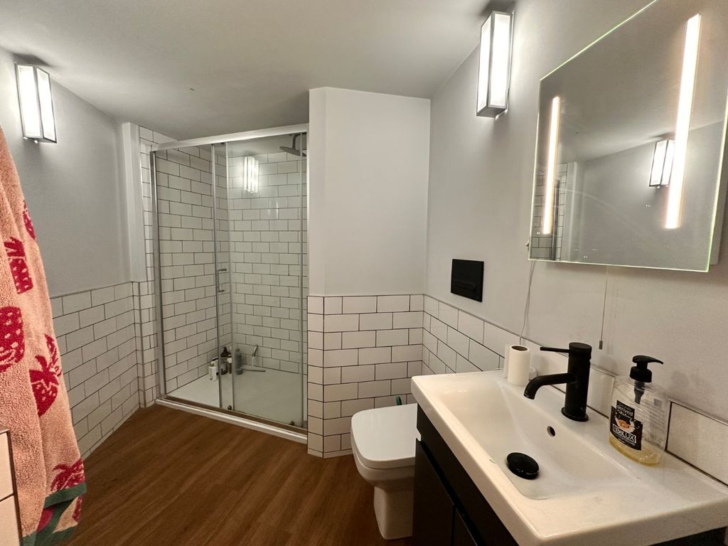 Property photo 3 of 15 Picture No. 34