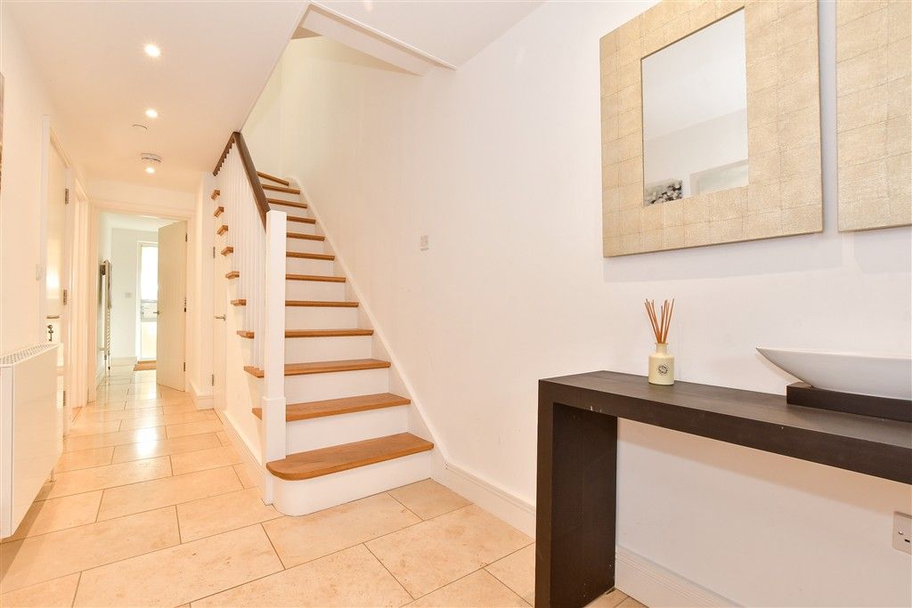 Property photo 2 of 15 Internal Lifestyle Photograph