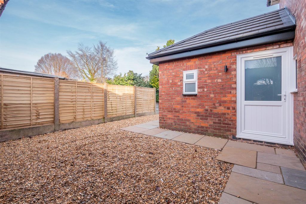 Additional image 24 of 3 bed semi-detached house for saleWarren Avenue, Knutsford WA16