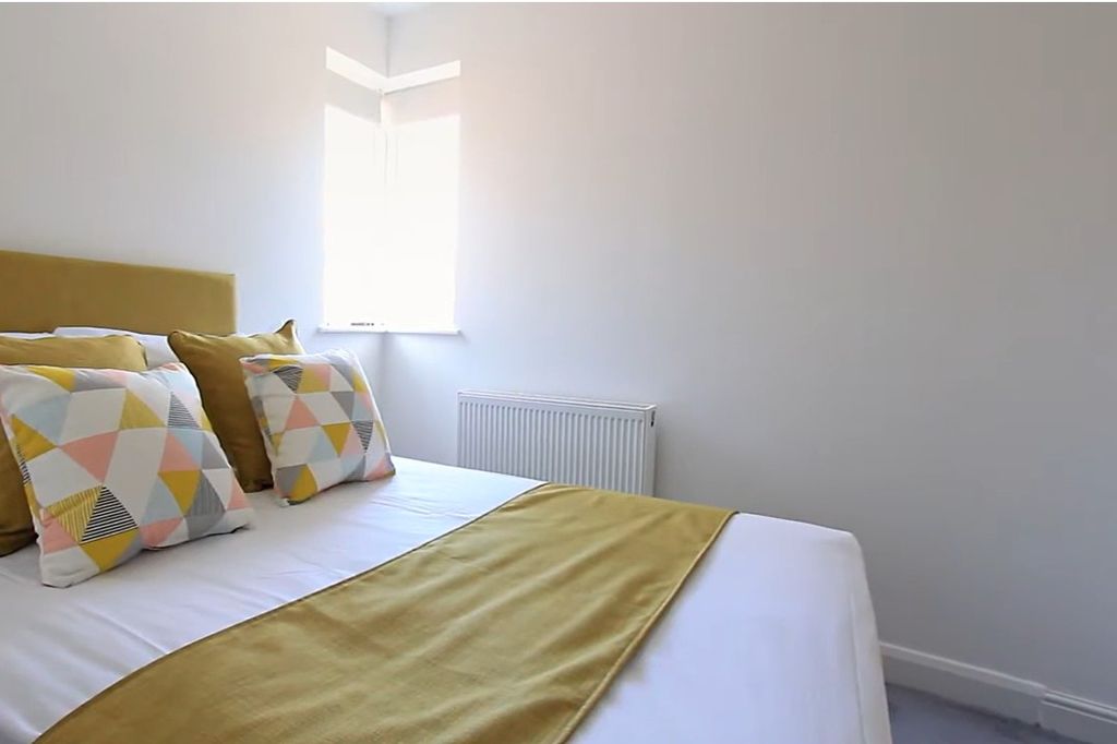 Property photo 3 of 10 Photo 3