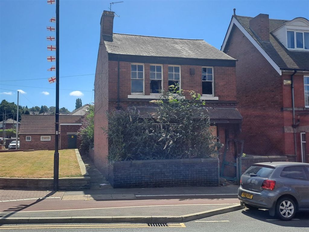 Property photo 1 of 3 Front