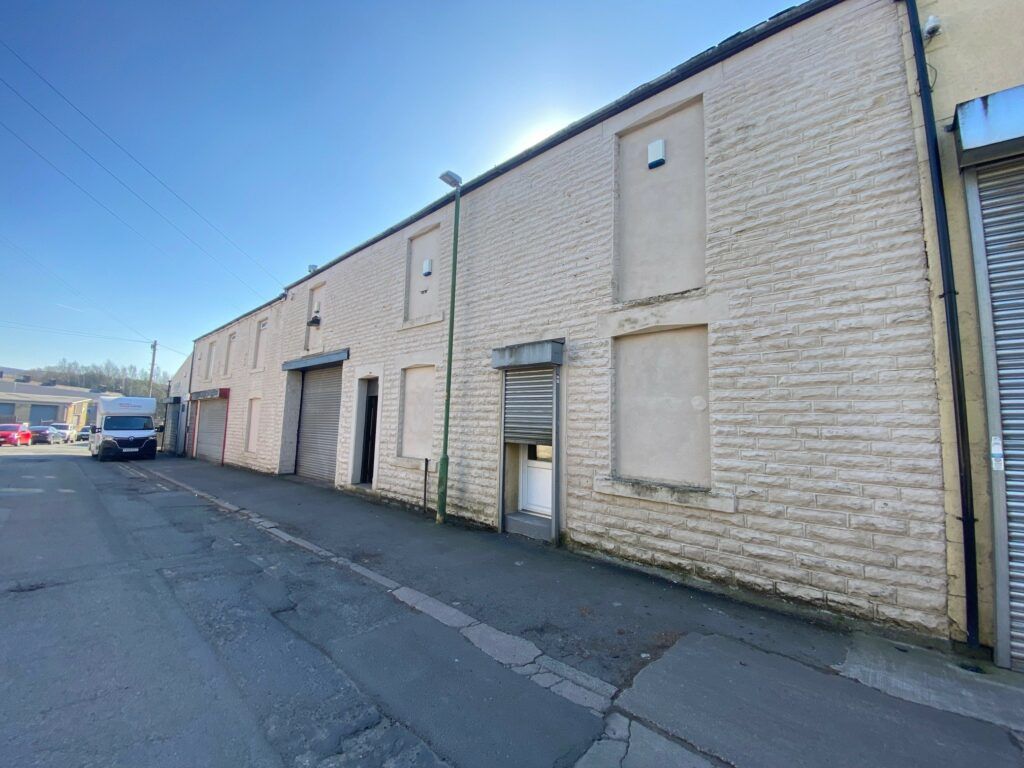Property photo 1 of 6