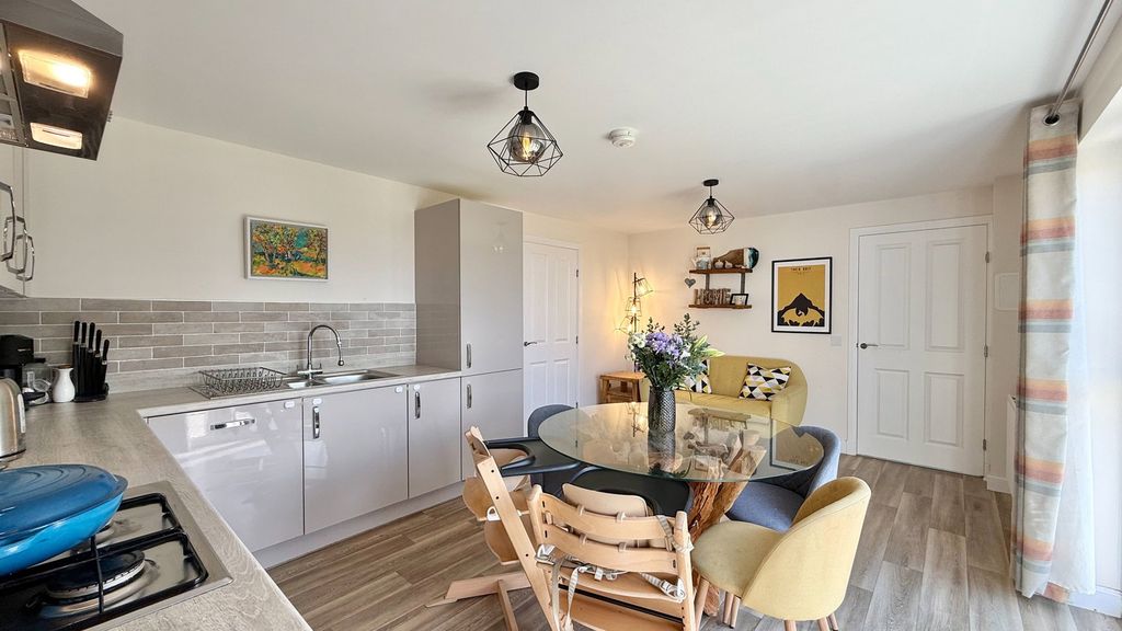 Additional image 7 of 4 bed detached house for sale6 Urchal Park, Inverness IV2