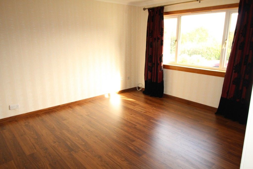 Property photo 2 of 8 084 (Copy)