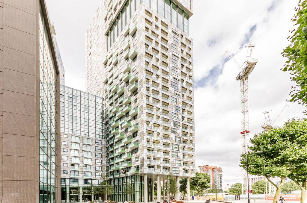 Property photo 3 of 11