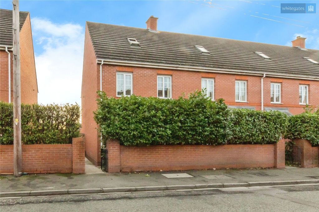 Property photo 2 of 16 Picture No. 02