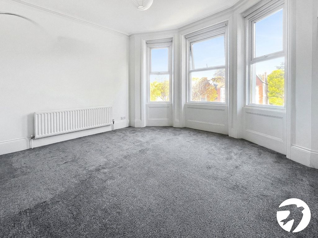 Property photo 2 of 6 Picture No. 04