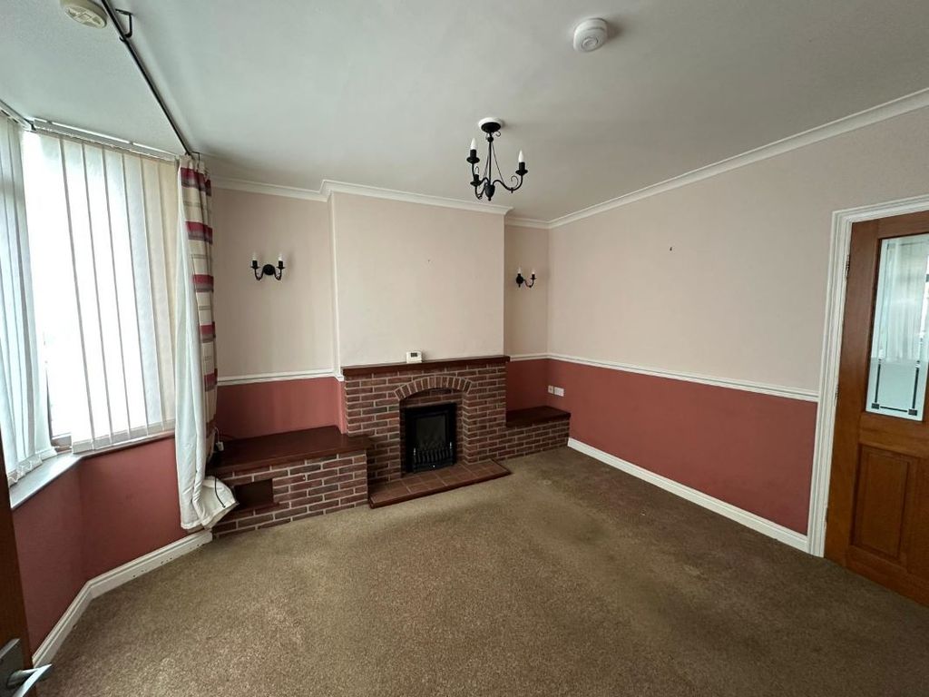 Property photo 2 of 9 Image 2