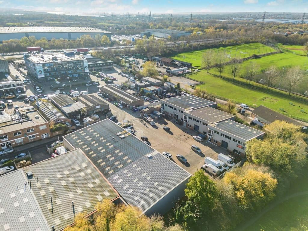 Property photo 3 of 6 Abbeymead-Industrial-Park_Unit-Unit-5_20260123-091128.Jpg