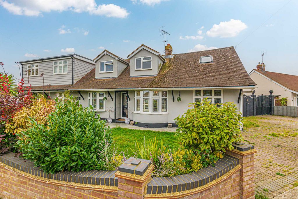 Property photo 1 of 33