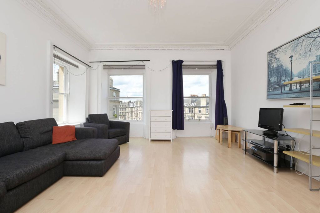 Property photo 2 of 30