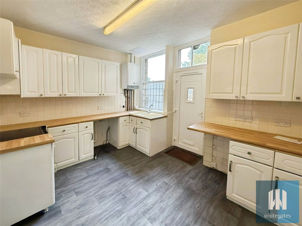 Property photo 3 of 19 Picture No. 28