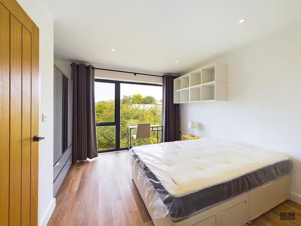 Additional image 13 of 2 bed flat to rentNew North Road, Exeter EX4