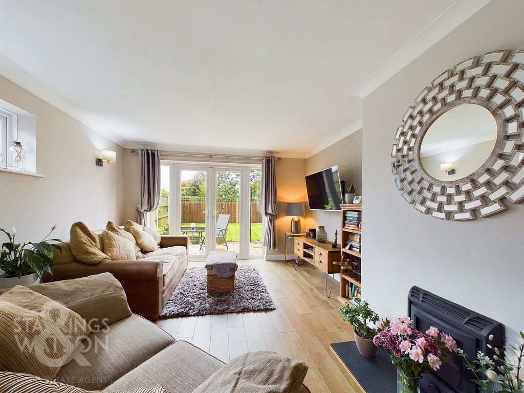 Property photo 2 of 23