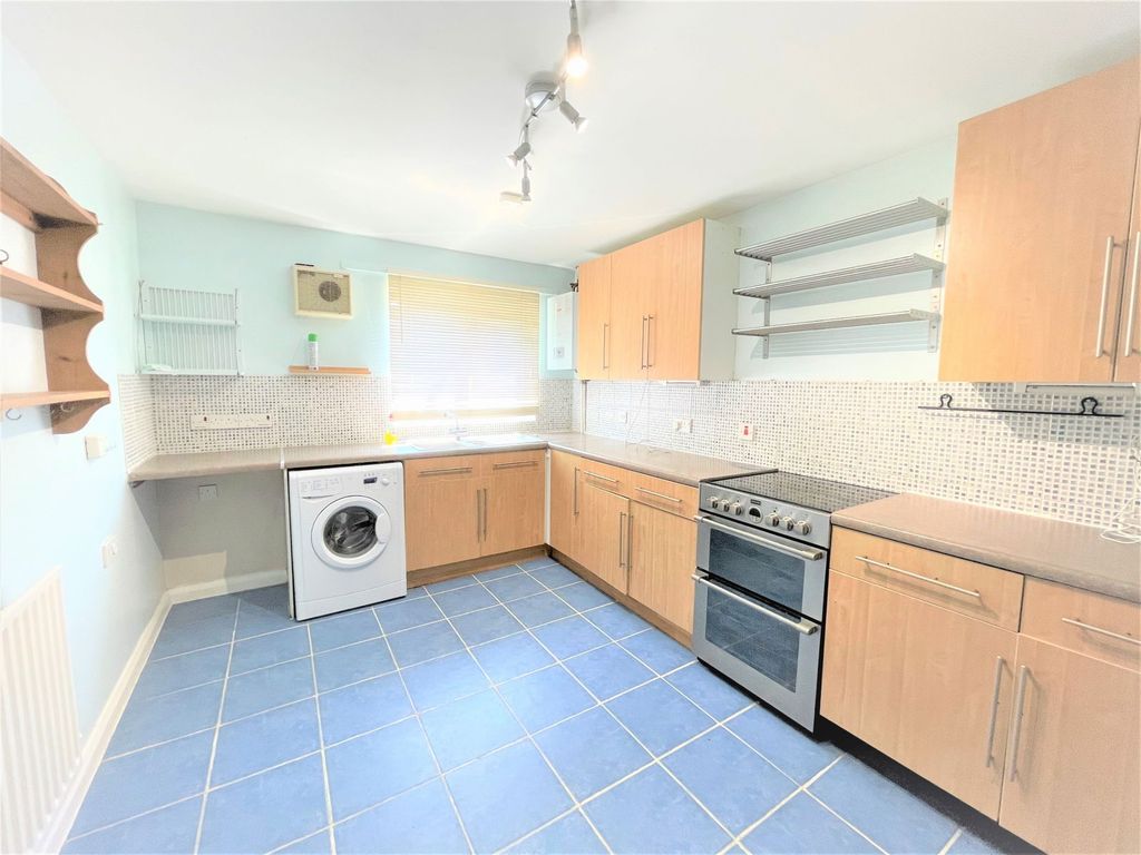 Property photo 1 of 4