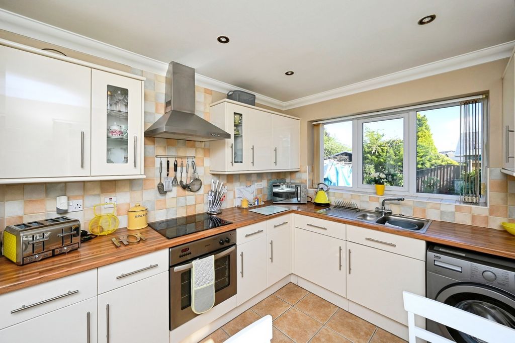 Property photo 3 of 14 Pbox-Img.Jpg