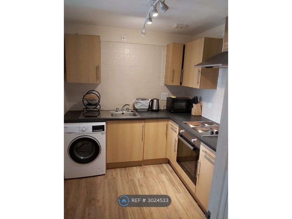 Property photo 3 of 5