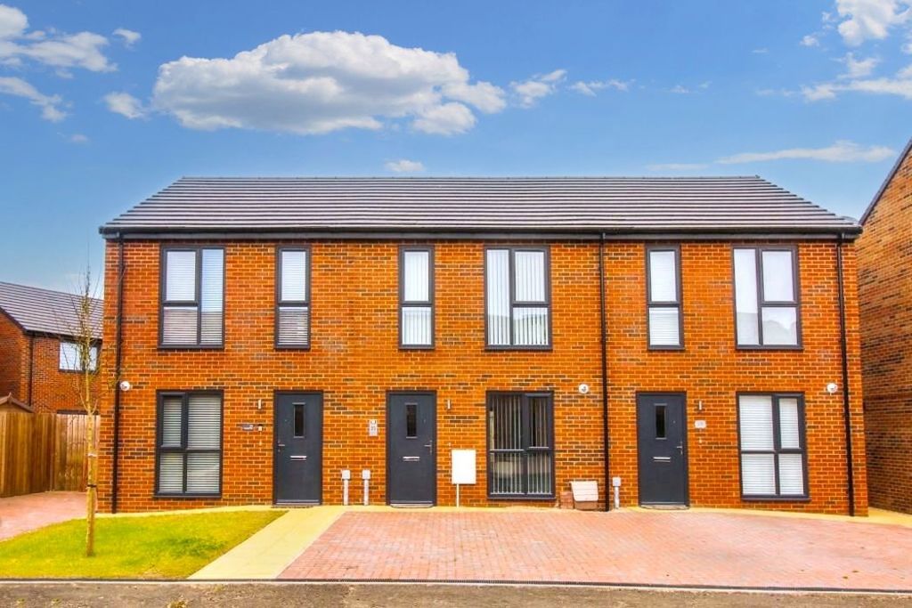 Property photo 1 of 17