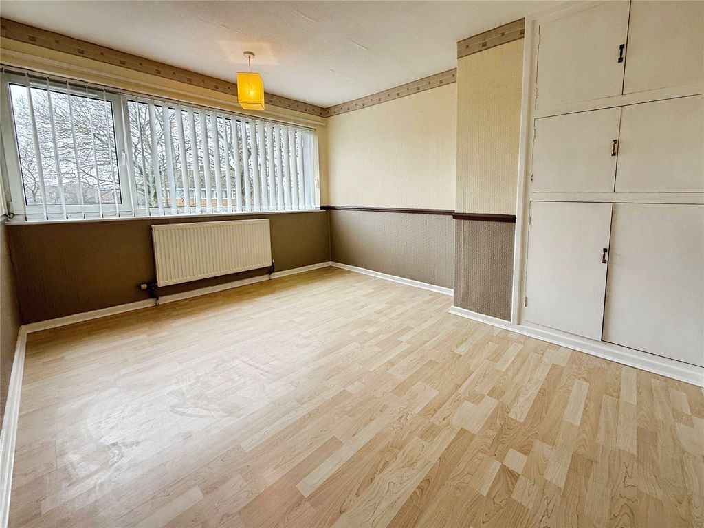 Property photo 2 of 16 Bedroom 1