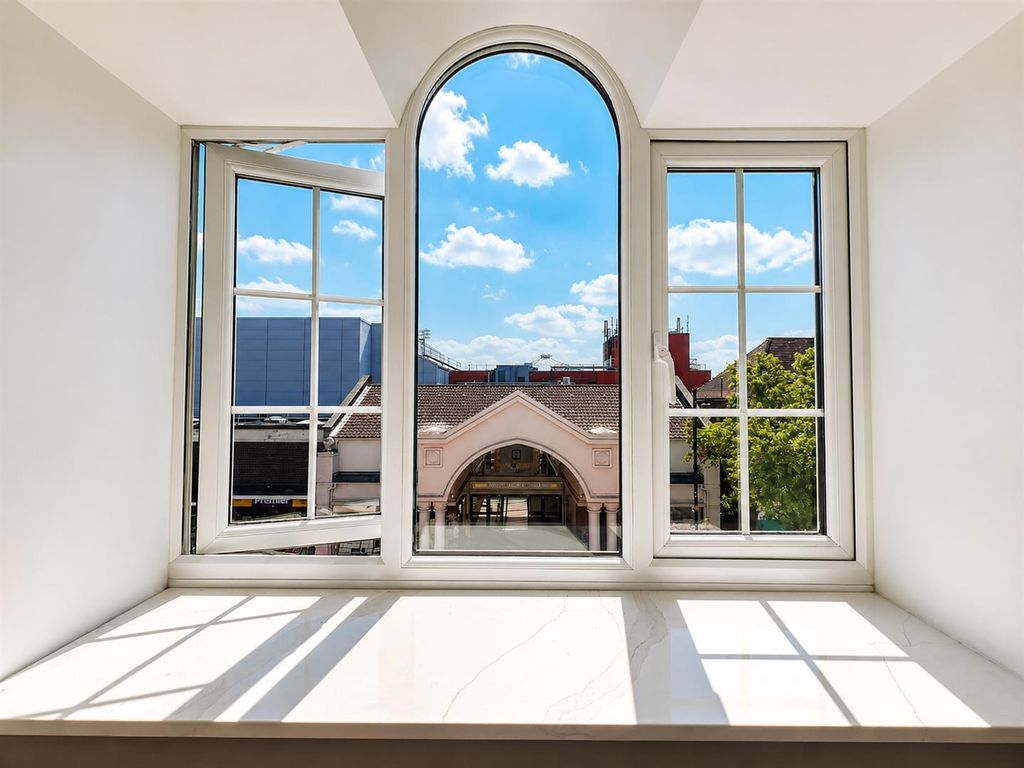 Property photo 3 of 10 985A5773-5d7B-4Ad2-850F-7d7B5Bba8B0A.Png