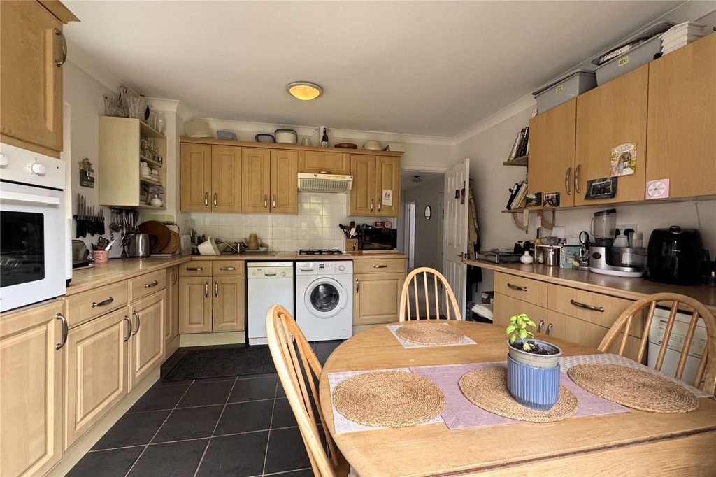 Property photo 3 of 15 Picture No. 21