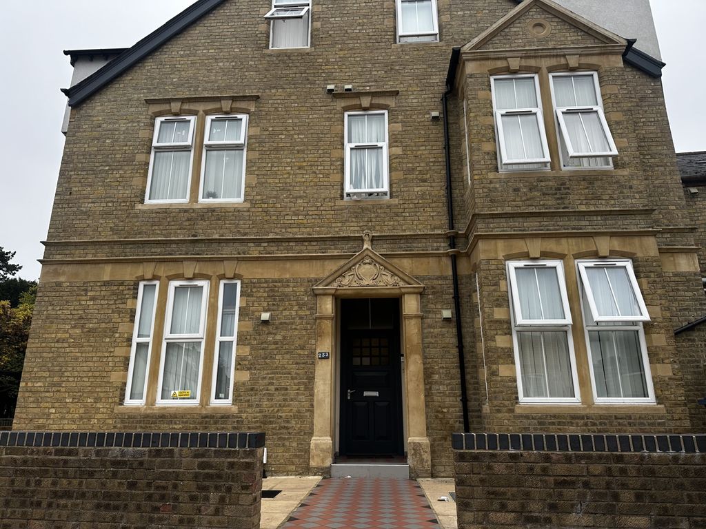 Property photo 1 of 18 Img_1844