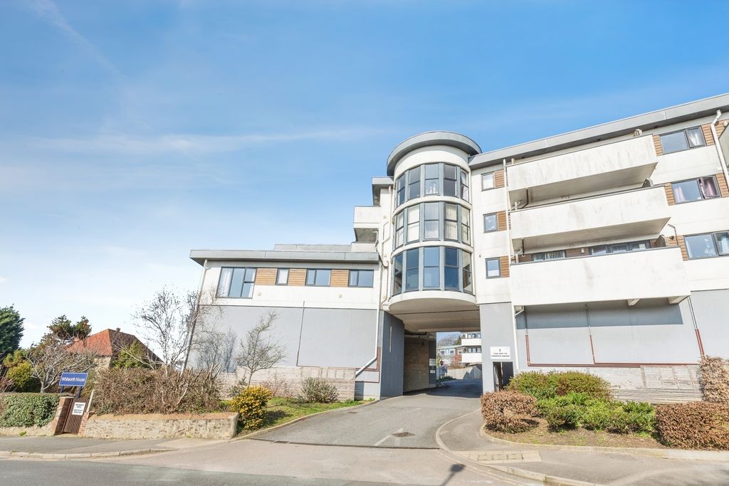 Property photo 1 of 20 Front