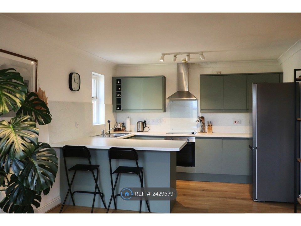 Property photo 1 of 22 Kitchen