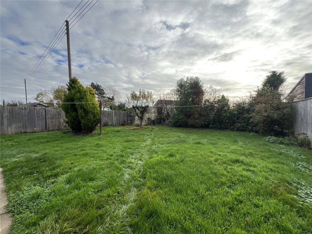 Property photo 2 of 17 Picture No. 29